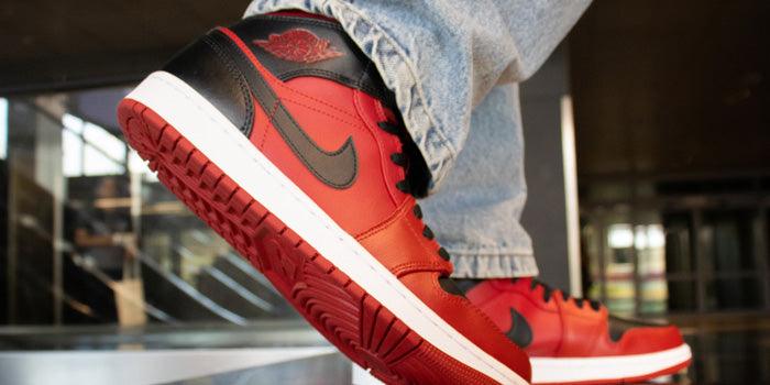 Air Jordan 1 Mid 
